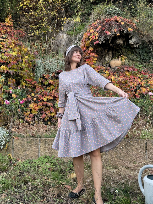  Robe Folkado velours gris fleuri