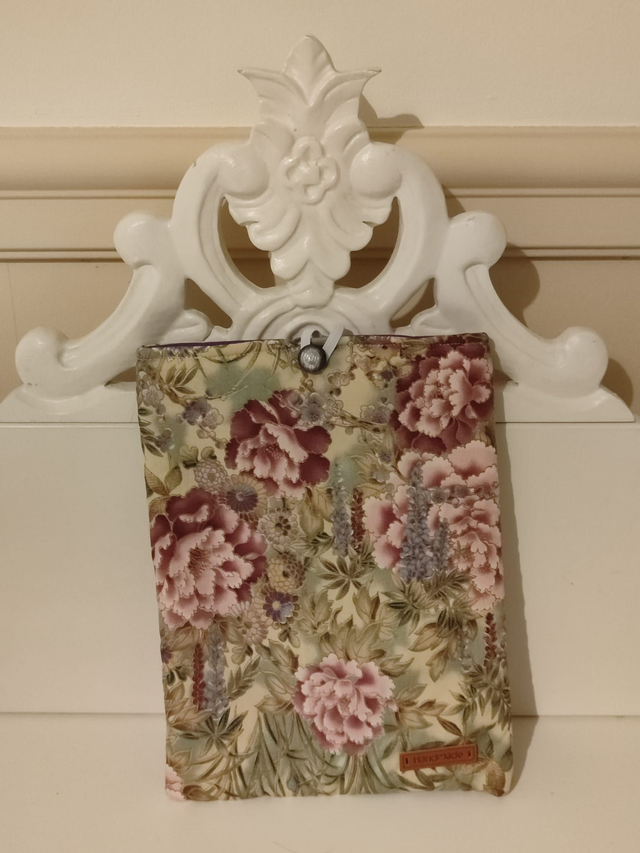 Travel Book Cover 'Summer Garden'