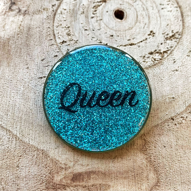 Broche Queen