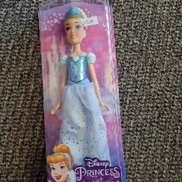 DISNEY CINDERELLA SHIMMER DOLL