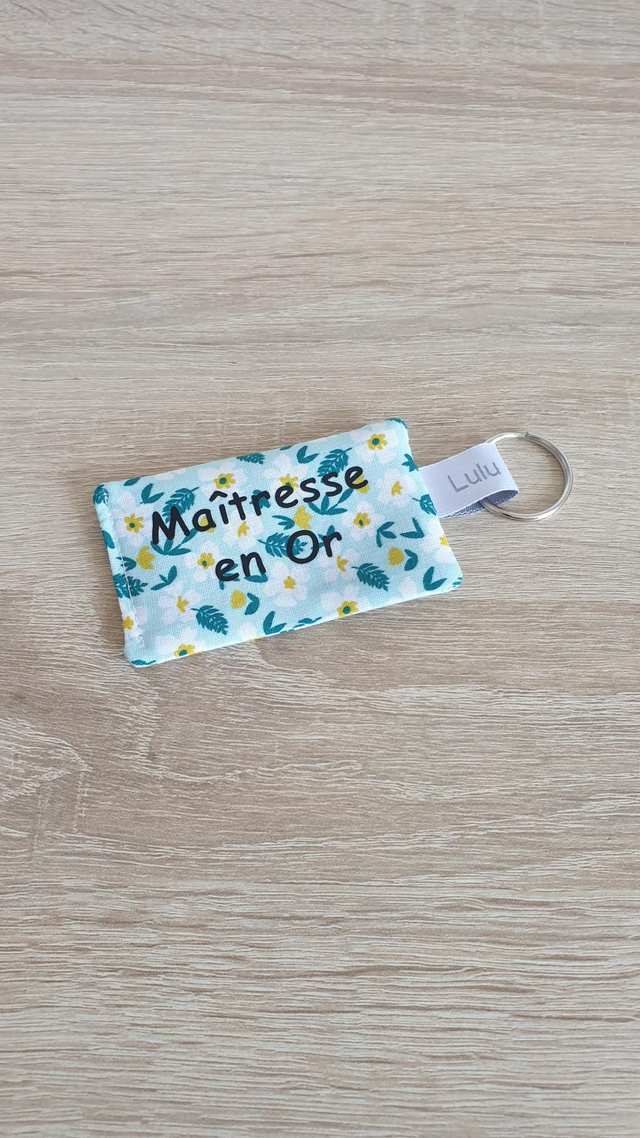 Porte clés Maîtresse en Or (vert d'eau)