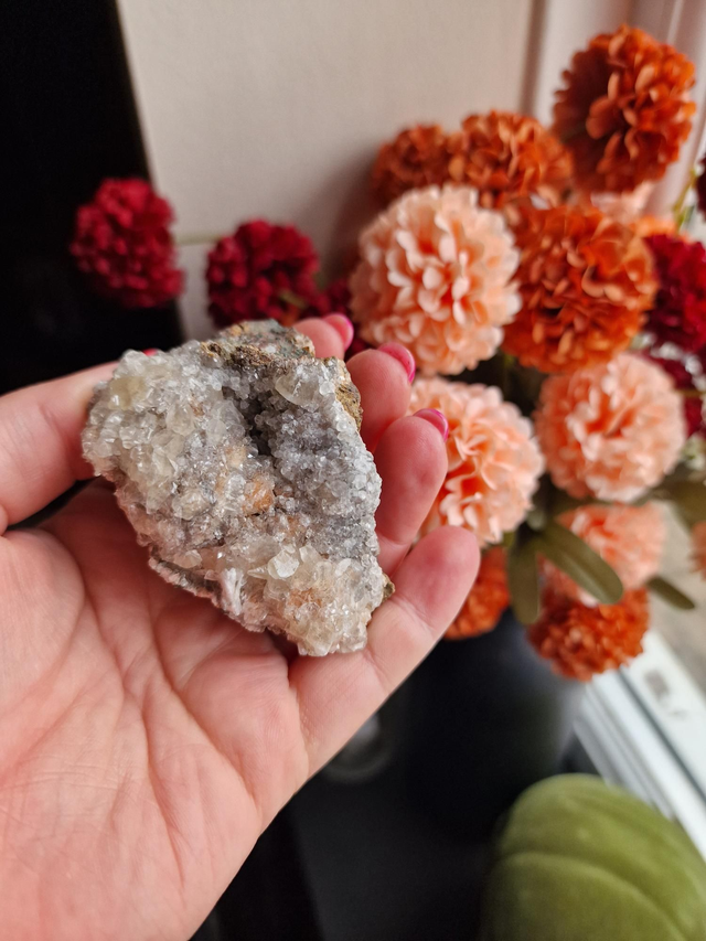 Apophylite cluster