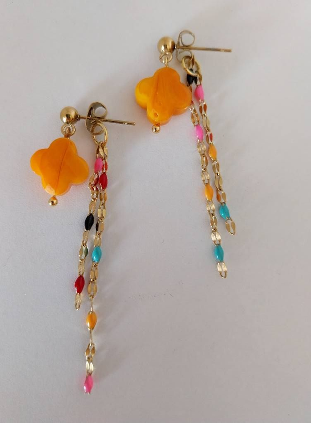 ✨Boucles d’oreilles &quot;fines trèfles jaunes&quot;✨