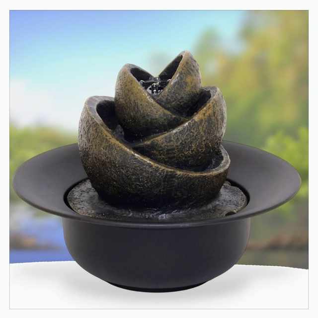 "Éveil du lotus" - Fontaine en résine 21 cm 
