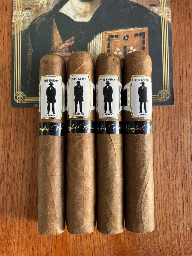 KIT - THE ENEMY – 4 UNIDADES 