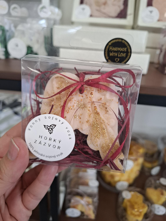 Horký zázvor Andělská křídla - vonný sójový vosk závěsný