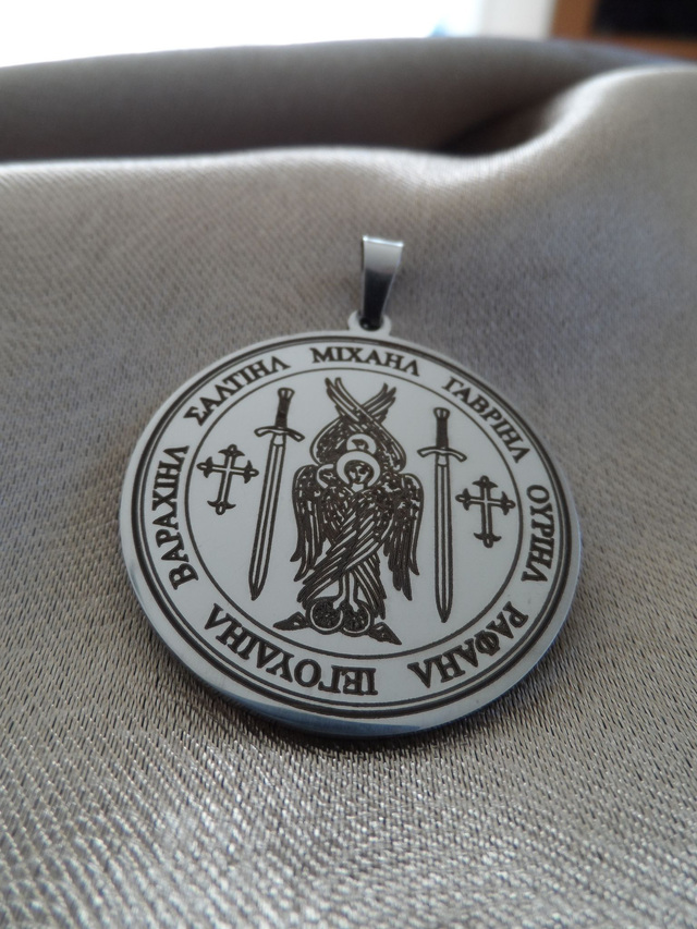 Pendentif des 7 archanges (en grec)