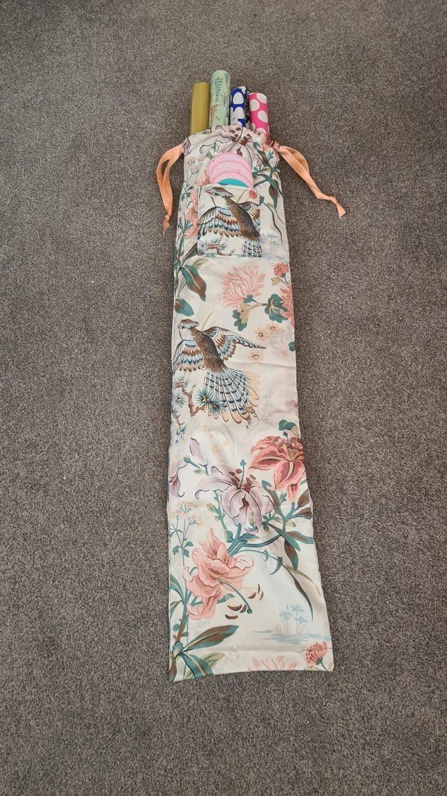 Cream / Pink Bird Wrapping Paper Bag