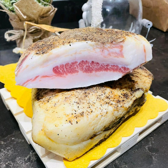 Guanciale di Norcia (prezzo all'etto)