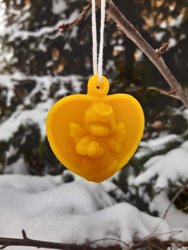 Vánoční ozdoba ze včelího vosku - anděl