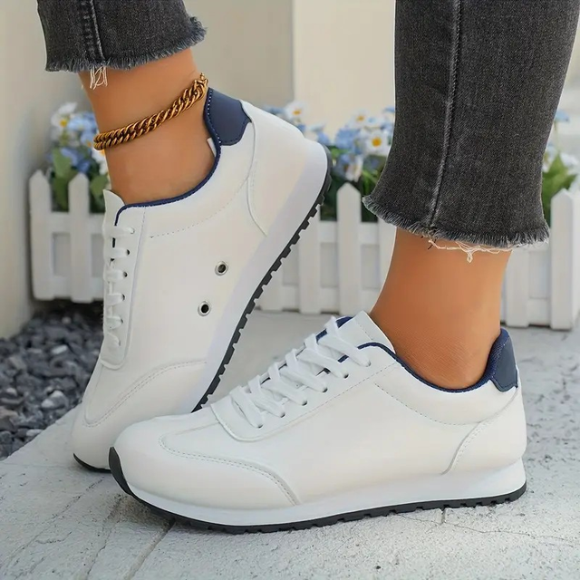Women's White &amp; Navy Blue Low-Top Casual Sneakers