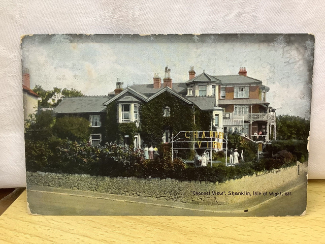 Channel View, Shanklin, Isle of Wight, Posted 1924 The Ideal postcard Series. Antique Postcard Our Ref No. R654 £3.50