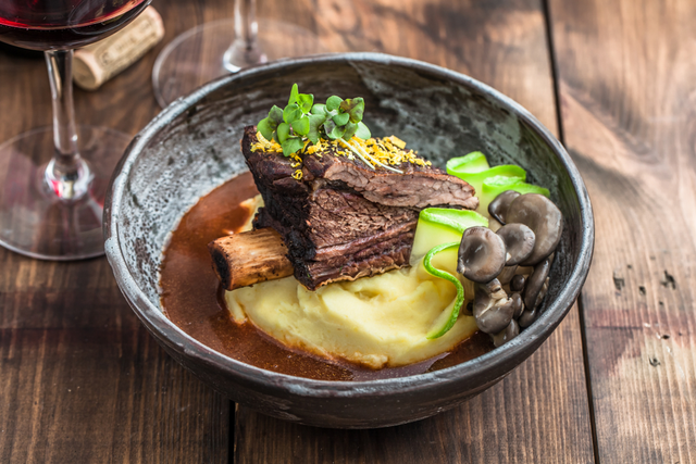 Beef Short Ribs (£13.99 per kg) 1 per pack