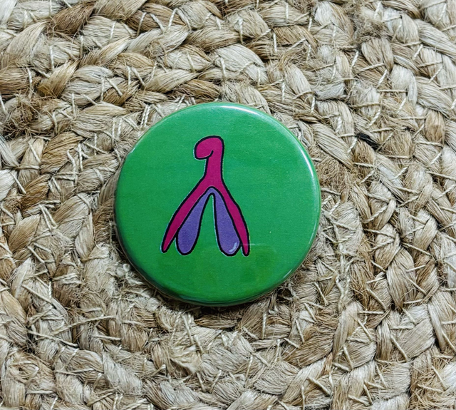 Badge &quot;pour les meufs&quot; clito mimi