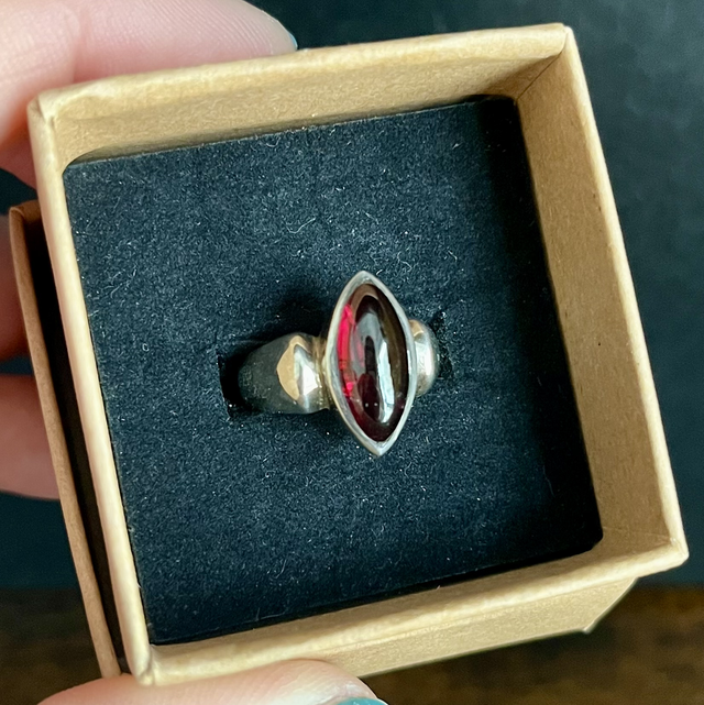 Bague en argent et Grenat - Taille 50