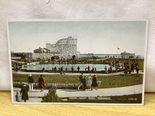 Skegness, Model Yacht Pond, Lincolnshire, Valentine's Carbo Colour Vintage Postcard. Our Ref No. R733 £2.50