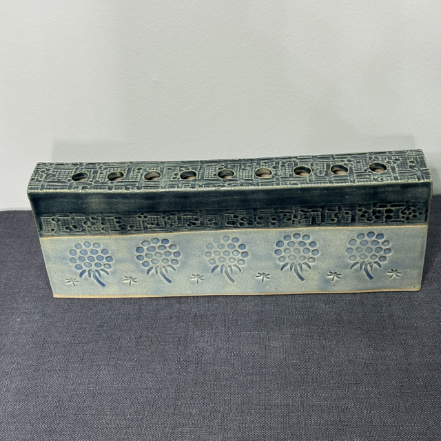 Long 9 Hole Flower Brick - Raspberry Design