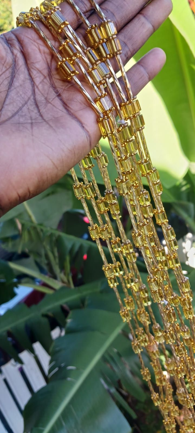 Baya, Perles de reins, Fait main