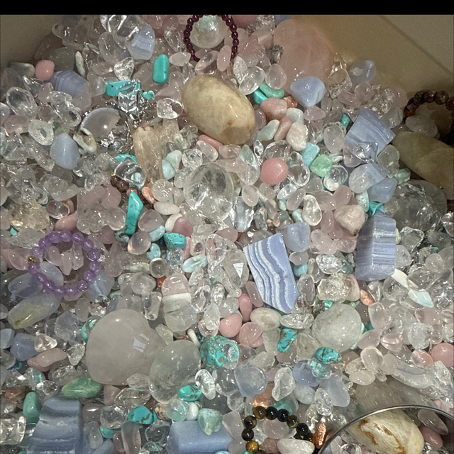 ‘The pretty posh one’ scoop revamp! Scooped live!