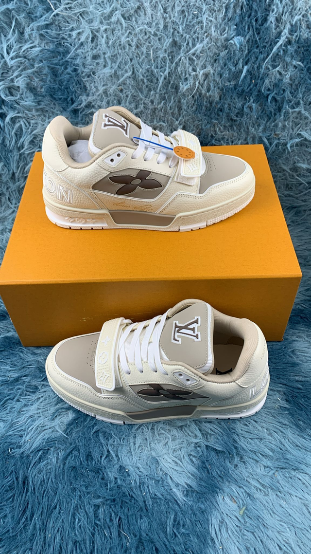 Louis Vuitton LV Trainer Monogram Flor Beige