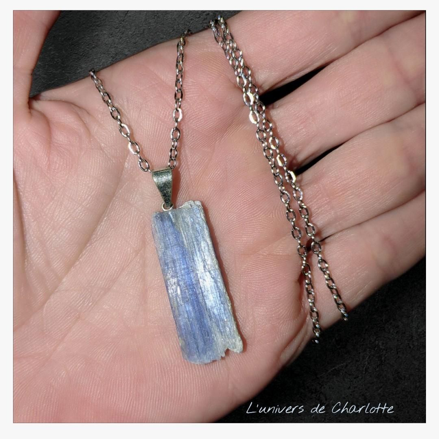 Pendentif "Cyanite" semi brut PN-507