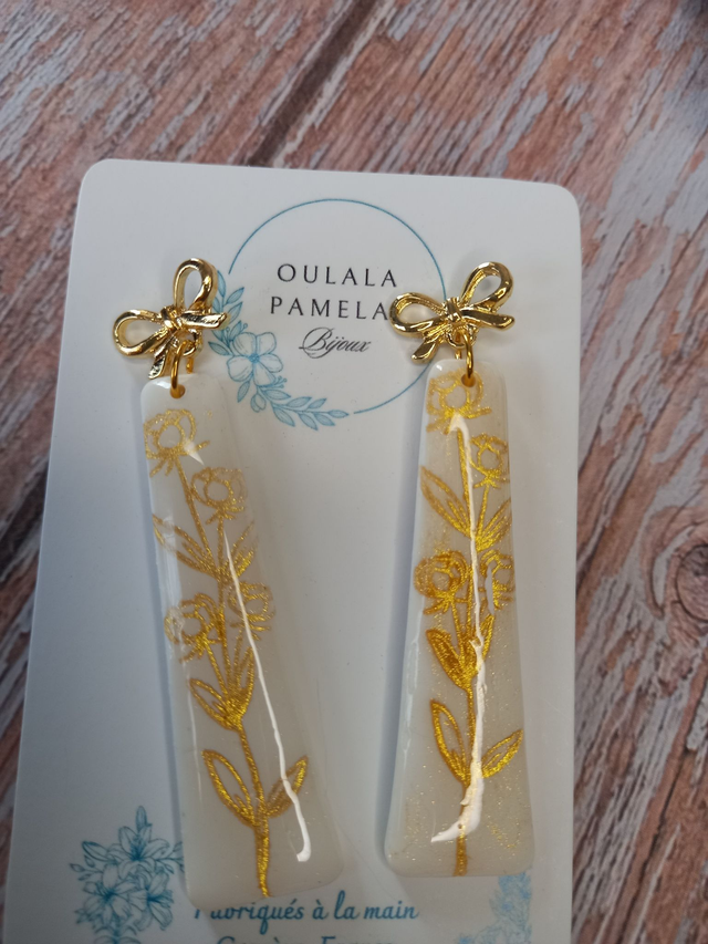 Fleur de neige boucles d'oreilles motif fleur