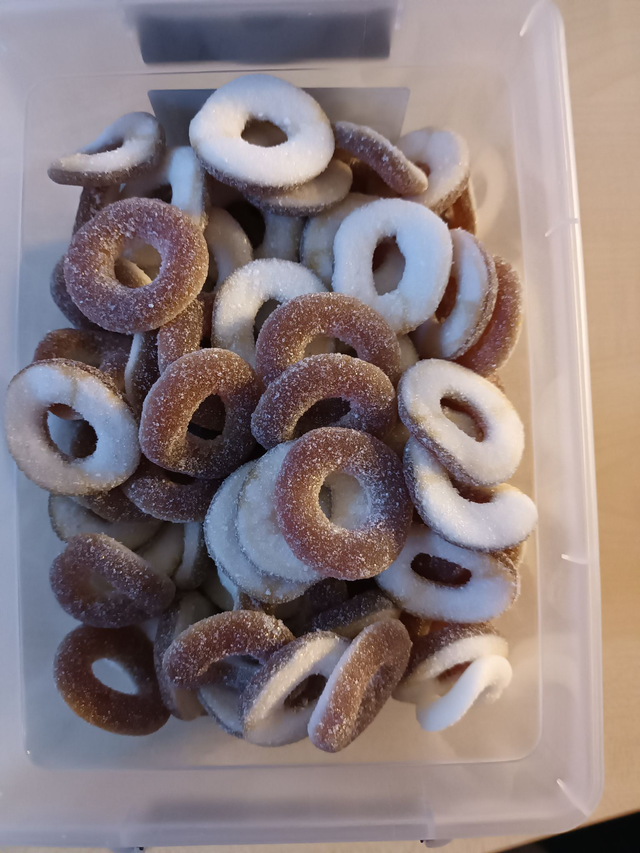 ANNEAUX SUCRÉE GOUT  COLA ( VENDU PAR 100 Grammes ) HALLAL