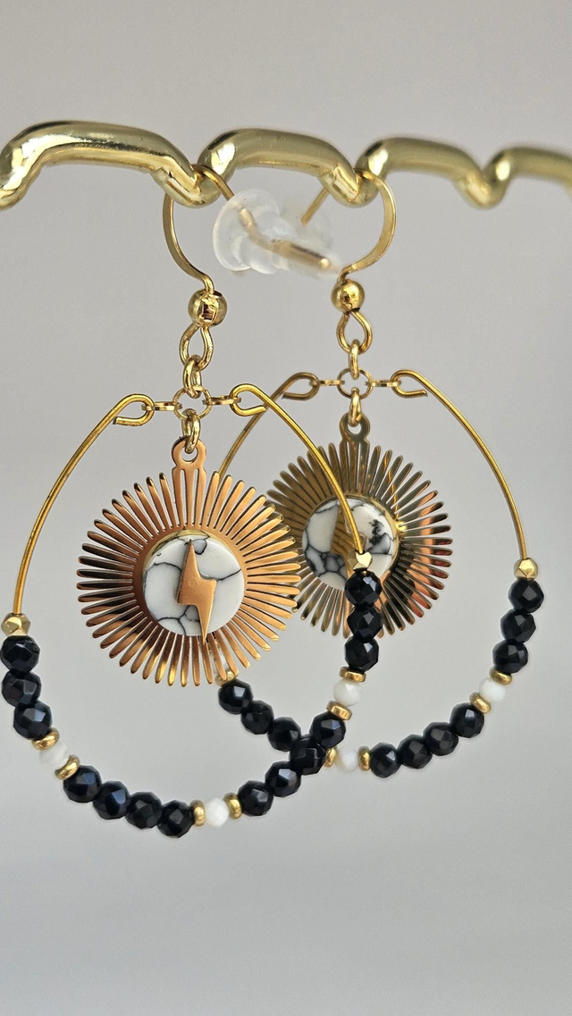 Boucles d&#039;oreilles éclair 