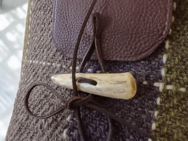 Exmoor Tweed crossover with leather