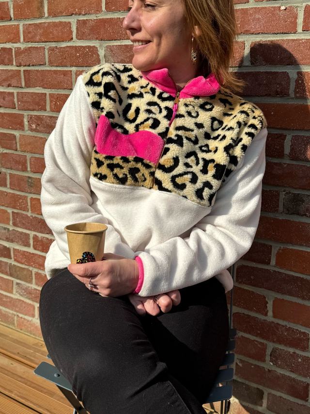 🌸Polaire écru, léopard et rose