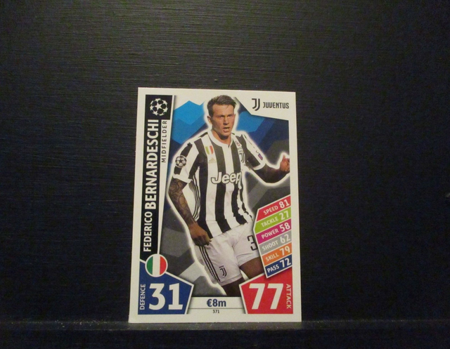 Federico Bernardeschi - UEFA Champions League Match Attax 2017/18 Original Trading Card #371