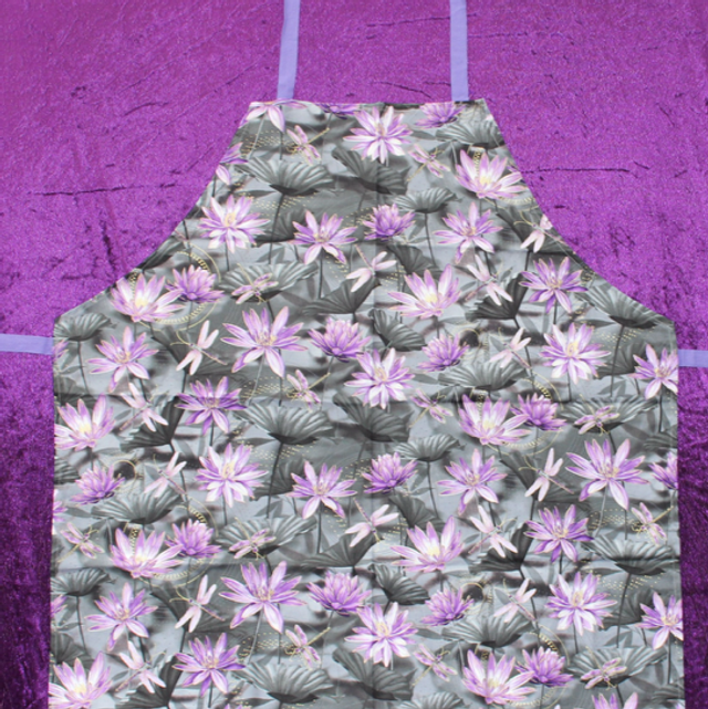 Apron (Adult) Flower Waterlily on grey 