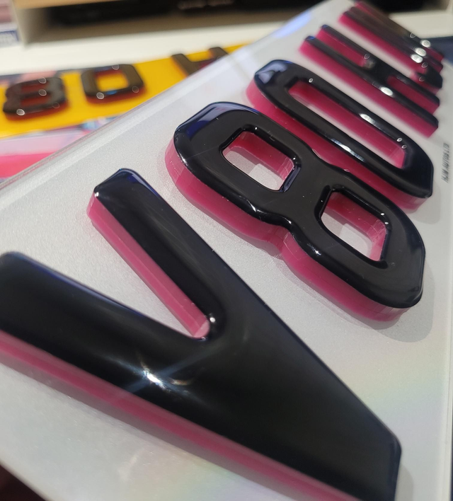 6mm Pink 4D with Black Gel