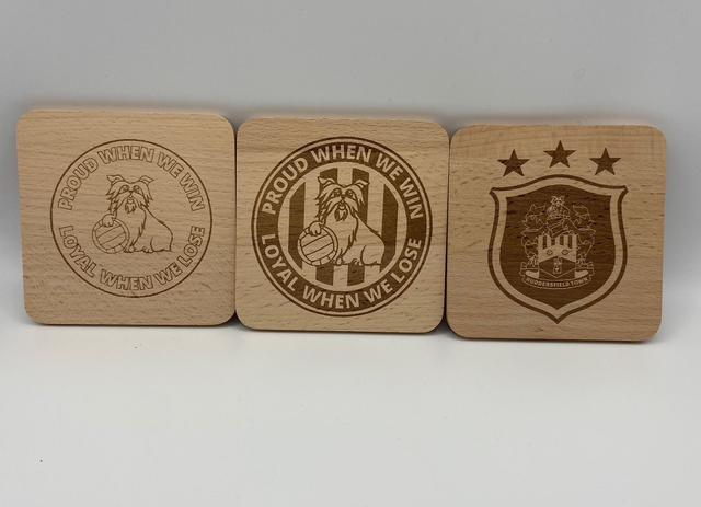 HUDDERSFIELD TOWN FOOTBALL BAMBOO COASTERS 