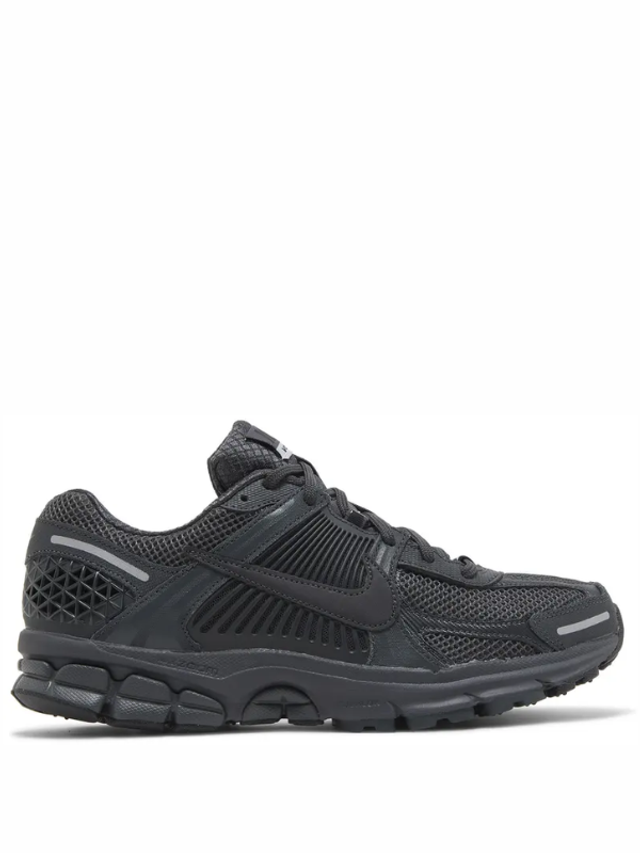 Nike Zoom Vomero 5 Anthracite (Taille 37.5)