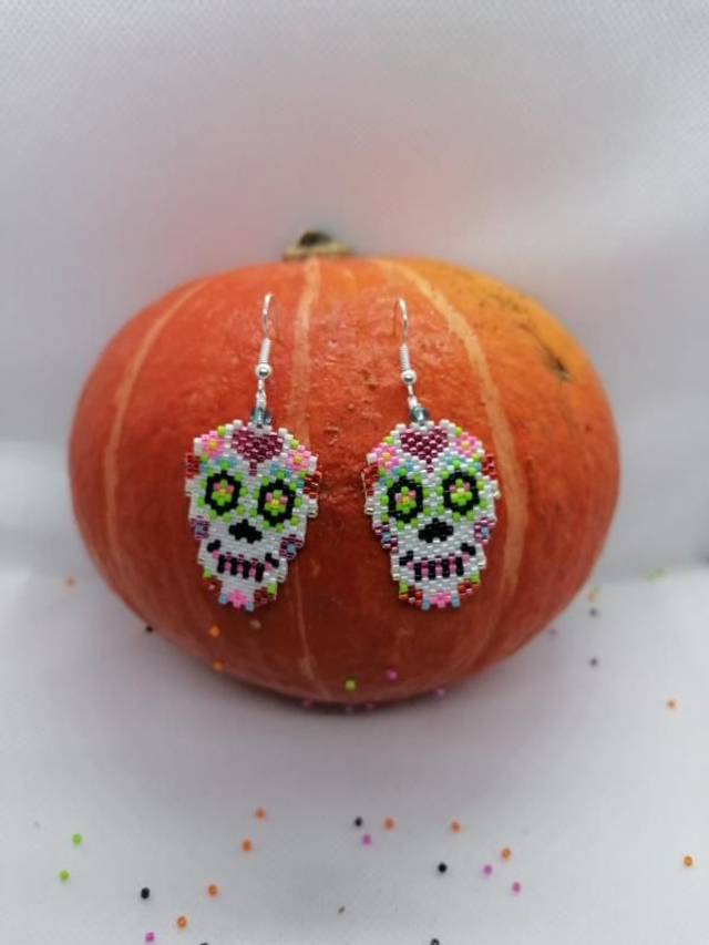 Tête de mort blanche