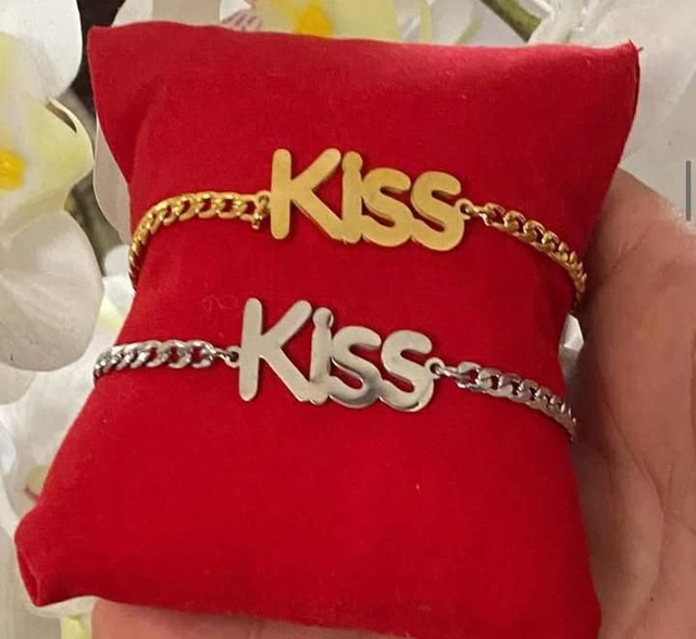 Bracelet kiss matière acier