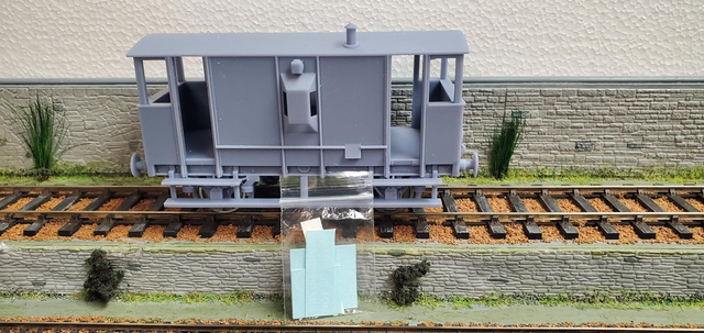 30 ton brake van Unpainted. Supplied with flying snail and cie decals and steel wheels running in brass bearings. 