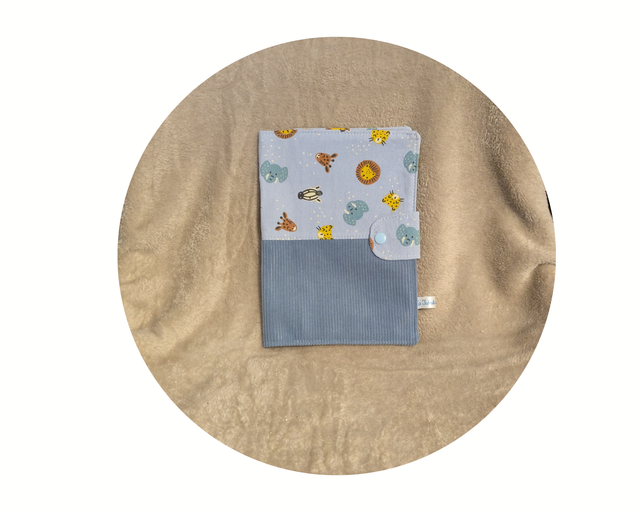 Protège carnet de santé animaux bleu