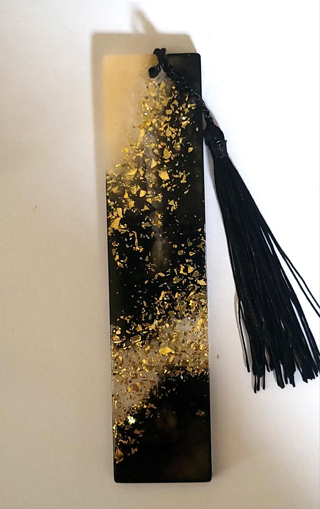 Marque page noir éclat doré