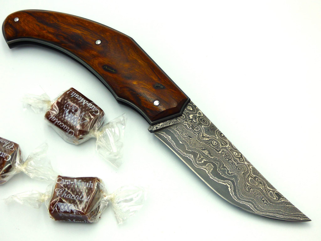 New E'1000 Sabords, cran forcé, bois de fer