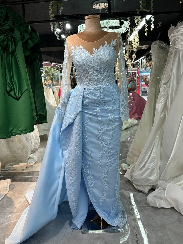 Robe de Mariée Sirène Col Coeur Brodée / Réf : RMS40