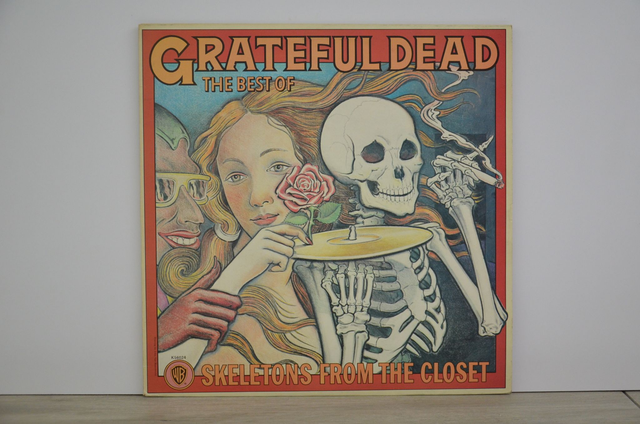 Grateful Dead - The Best Of/Skeletons From The Closet (1974)