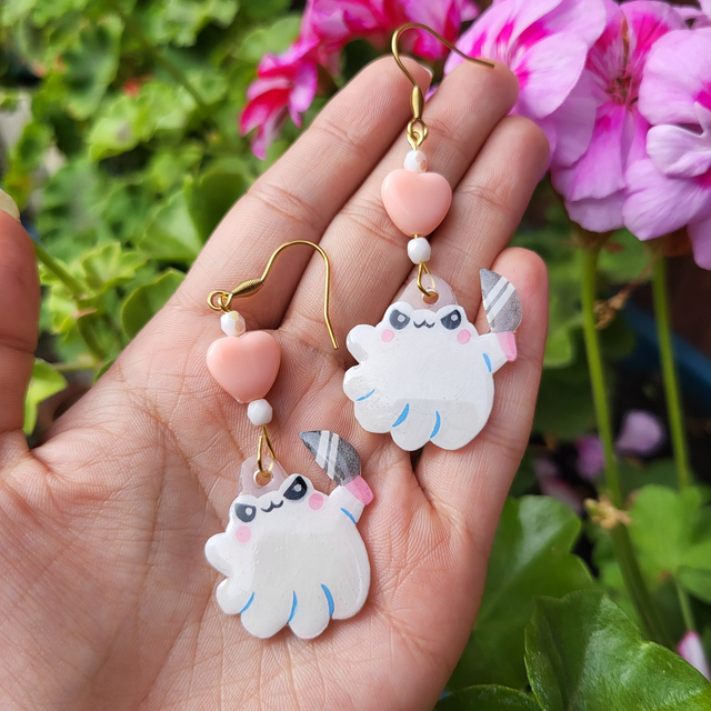 Boucle d'oreille grenouille fantomes