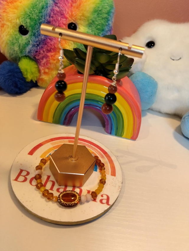 Handmade Amber Earth bracelet and earrings set 