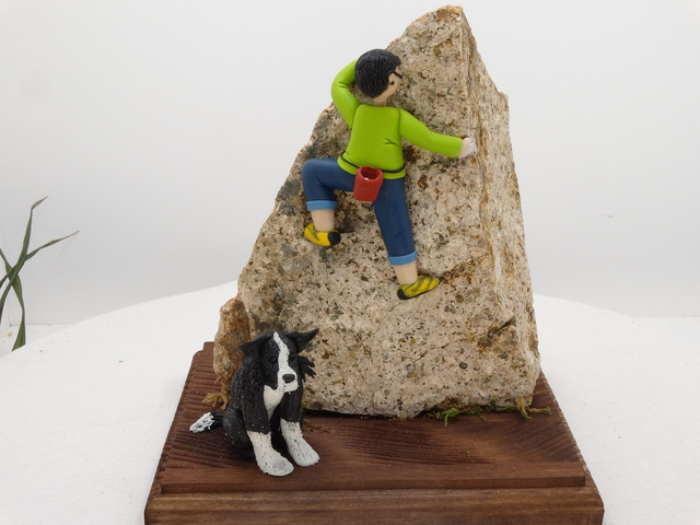 Customized bouldering figure