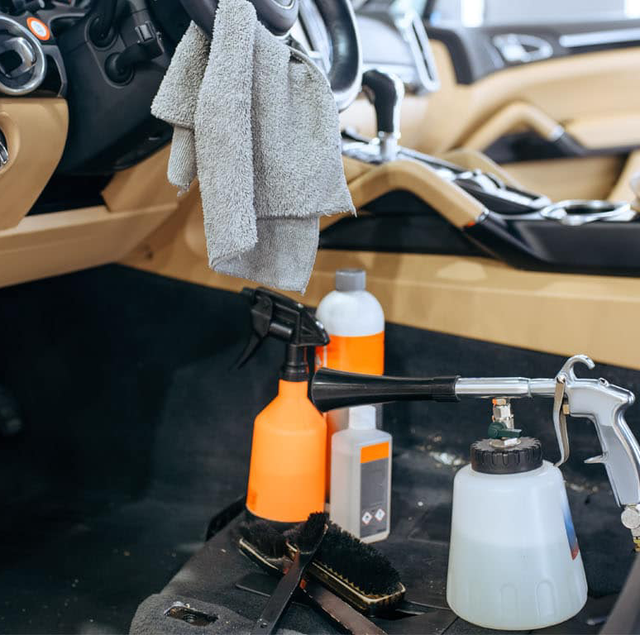 Nettoyage Intérieur CONCESSION 