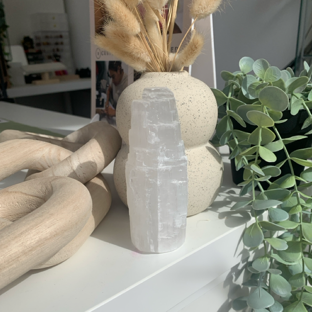 Selenite tower