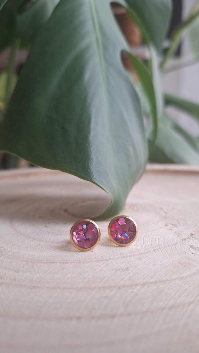 Puces d'oreilles dorées paillettes roses