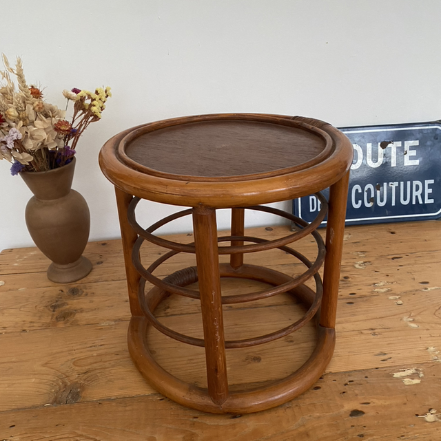 Tabouret ou bout de canapé